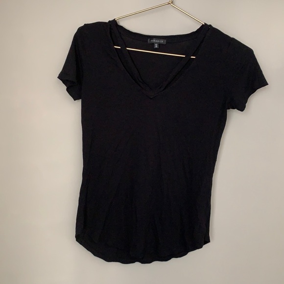 Cute Black T-Shirt - Picture 1 of 3